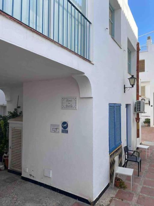 Marina Beach Aiguadolc Сиджес Экстерьер фото
